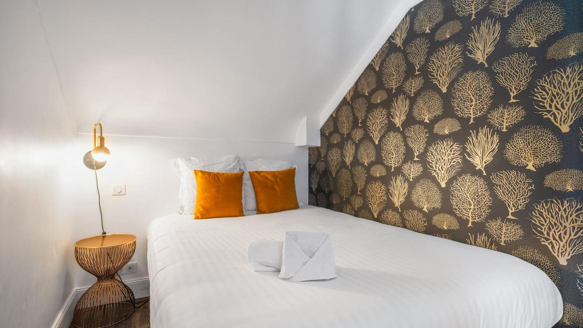 Arome Hotel 3*