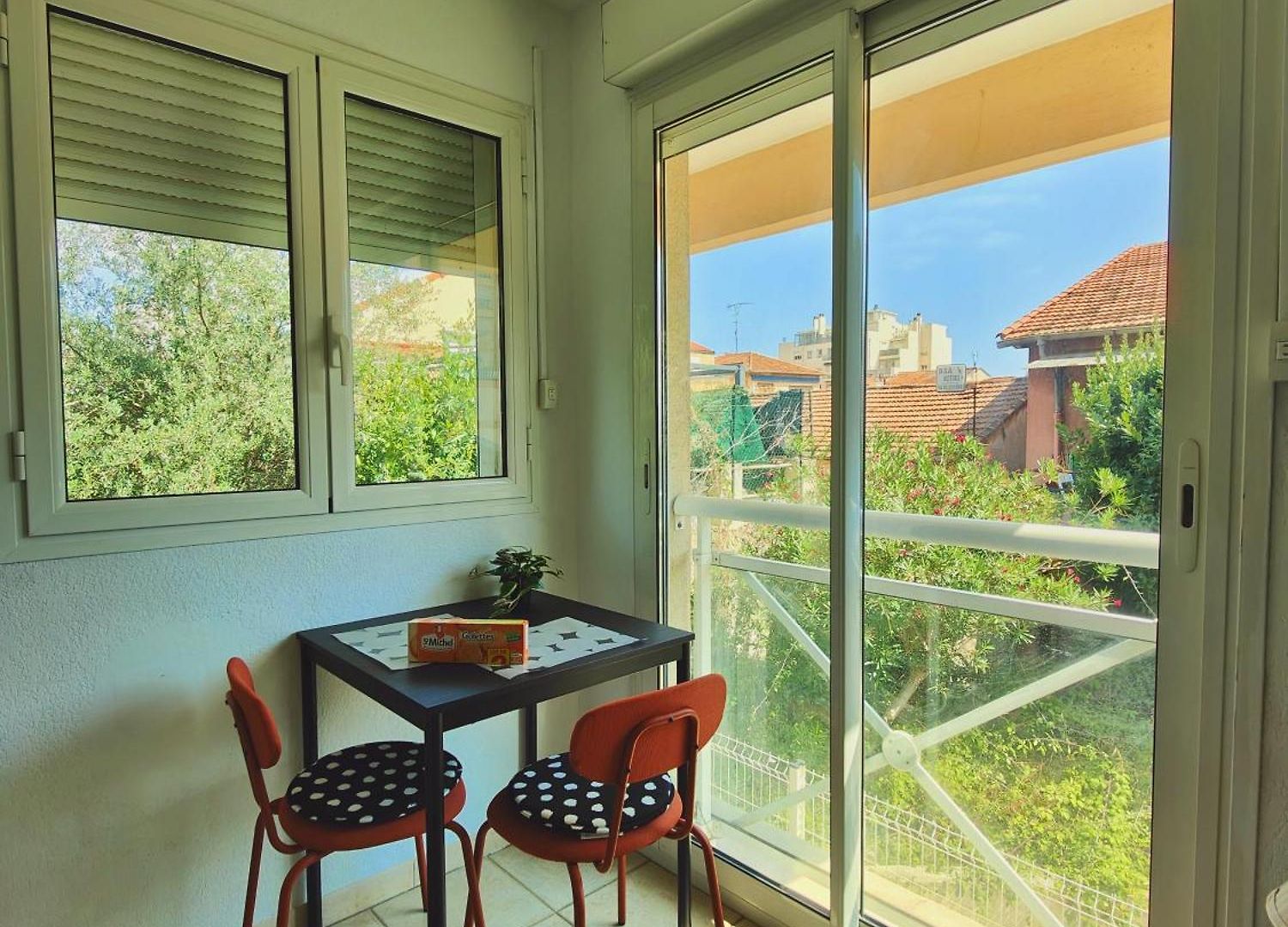 Near Tramway, & Airport - Air Conditioning & Free Wifi Nice