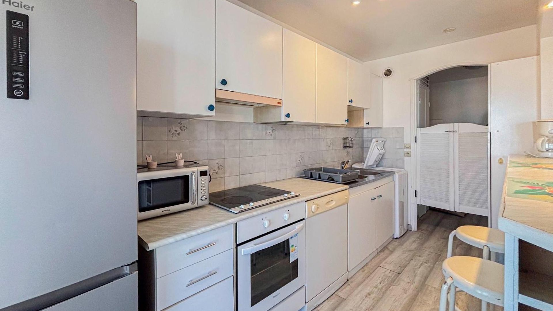 Apartment Douceur Azureenne - Wifi, Parking, Vue Mer, 4pers