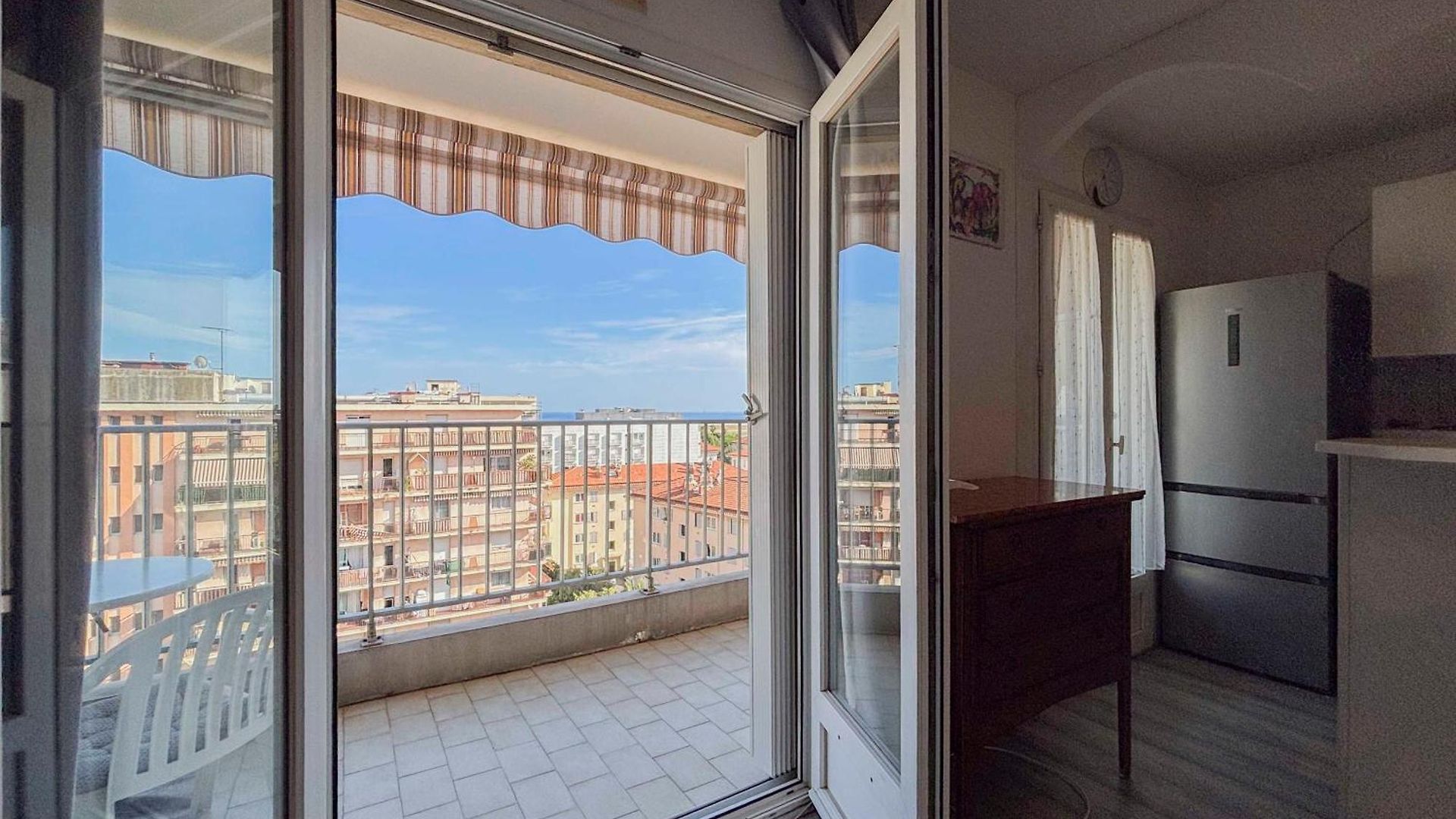 Apartment Douceur Azureenne - Wifi, Parking, Vue Mer, 4pers *