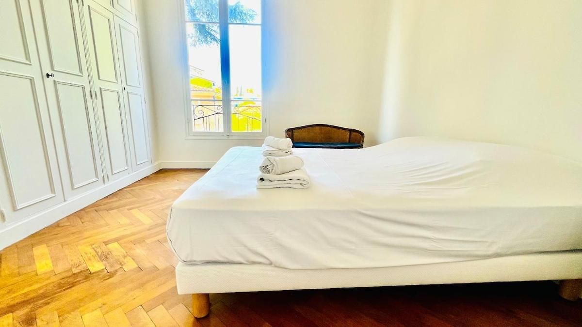 Apartment Sublime 2 Bedroom Spacious And Bright Ac Private Parking Nice