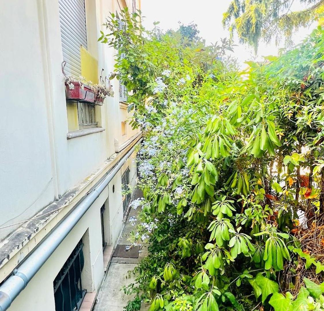 Apartment Sublime 2 Bedroom Spacious And Bright Ac Private Parking *