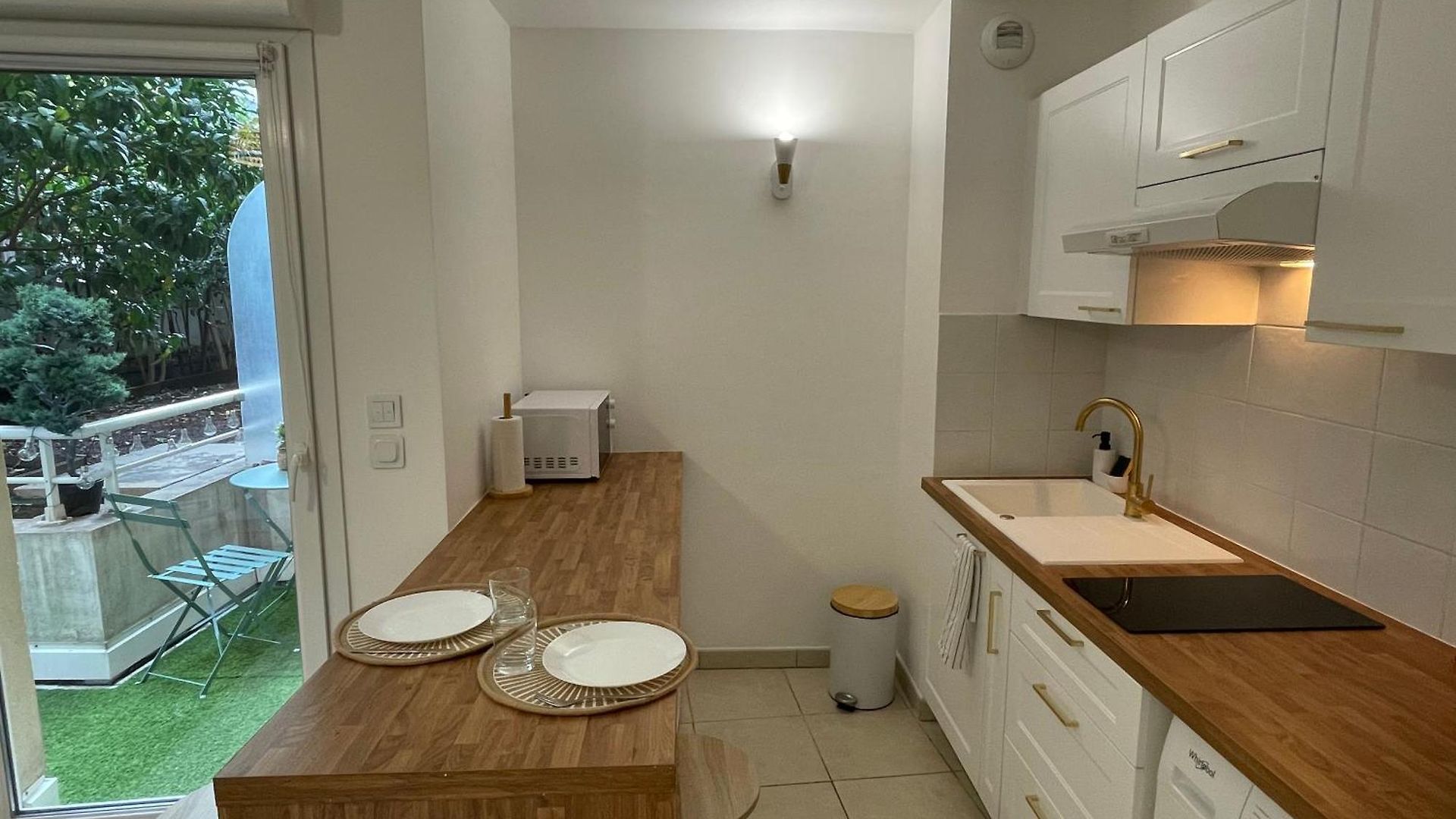 Appartement Joli Climatisé Avec Terrasse Au Calme *