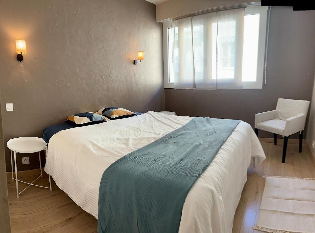 Appartement Bel Spacieux Avec Joli Balcon Arboré, Calme, Bien Situé, Centre *