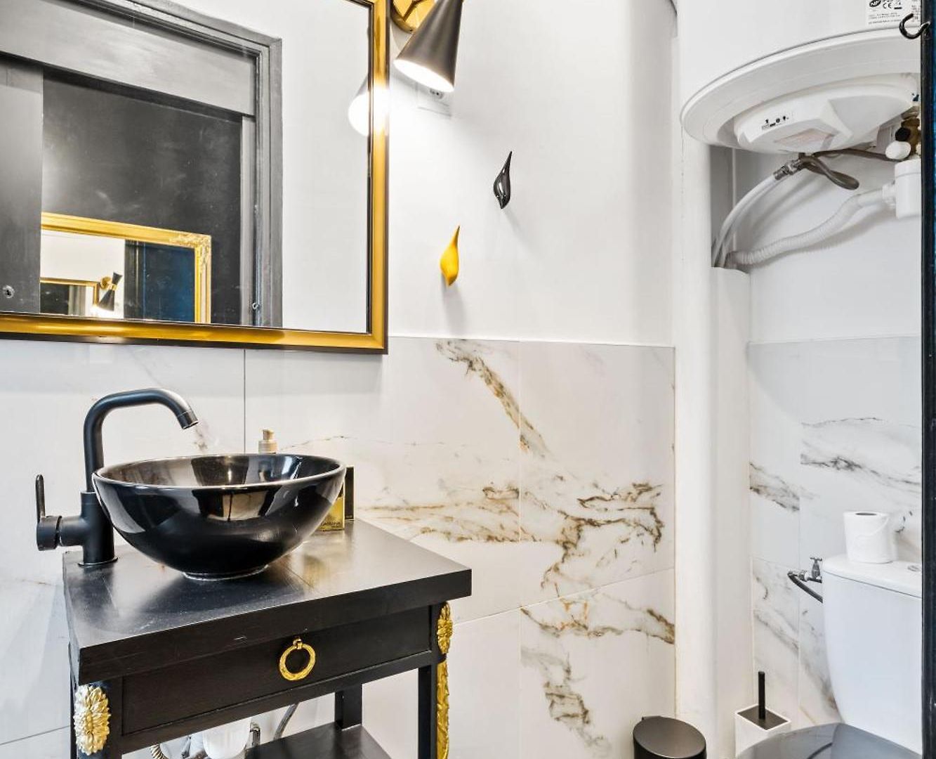 2 Steps From Sea - Air Conditioning - 2 Bedrooms - Kitchen - Wifi - Tramway Apartment Nice