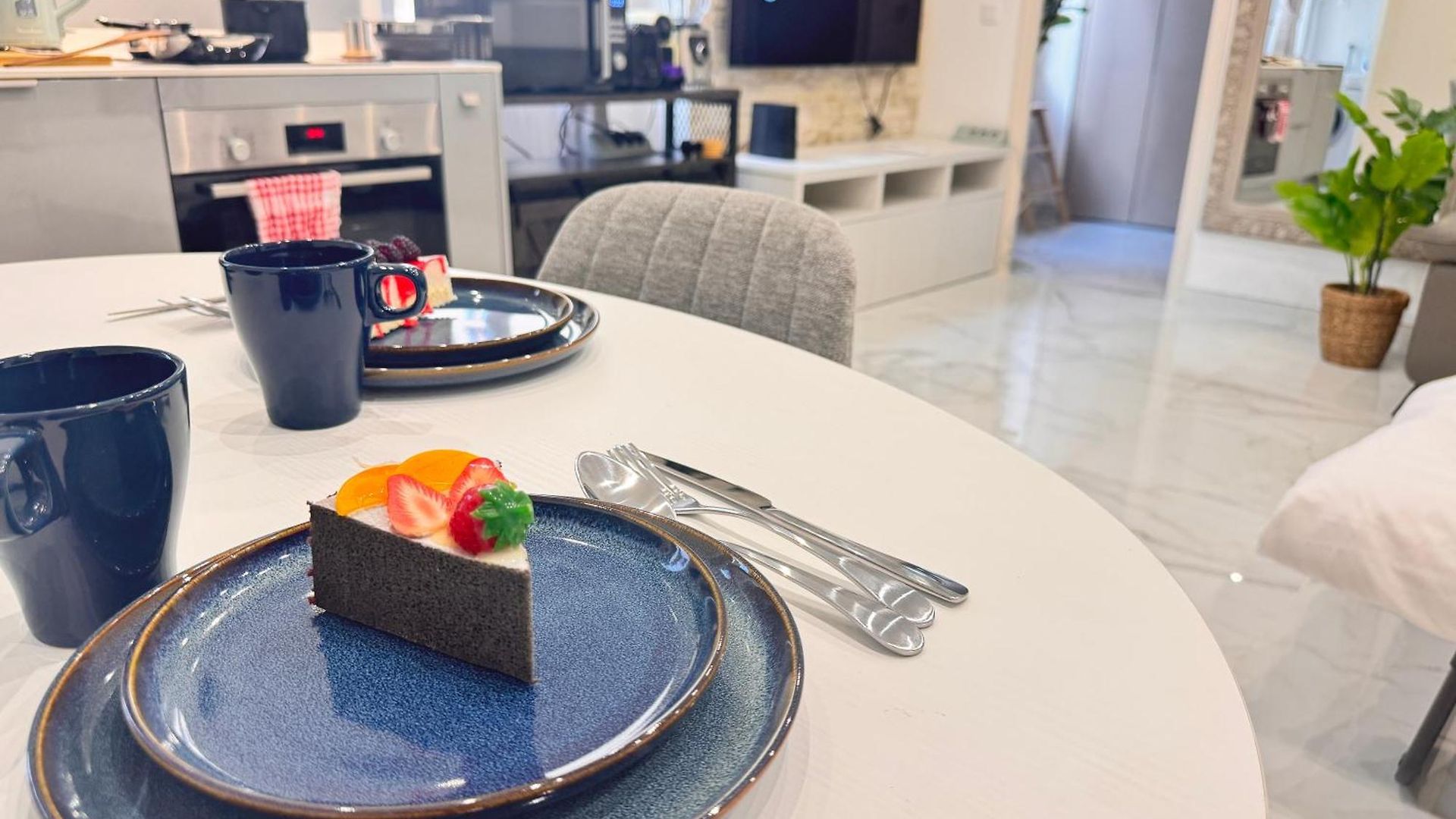 Appartement Bright, & Stylish 3 Min Walk To The Sea *