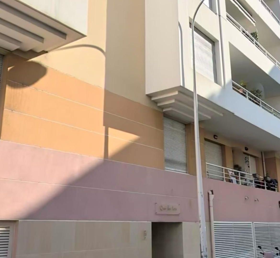 Appartement Joli Climatisé Avec Terrasse Au Calme Nice