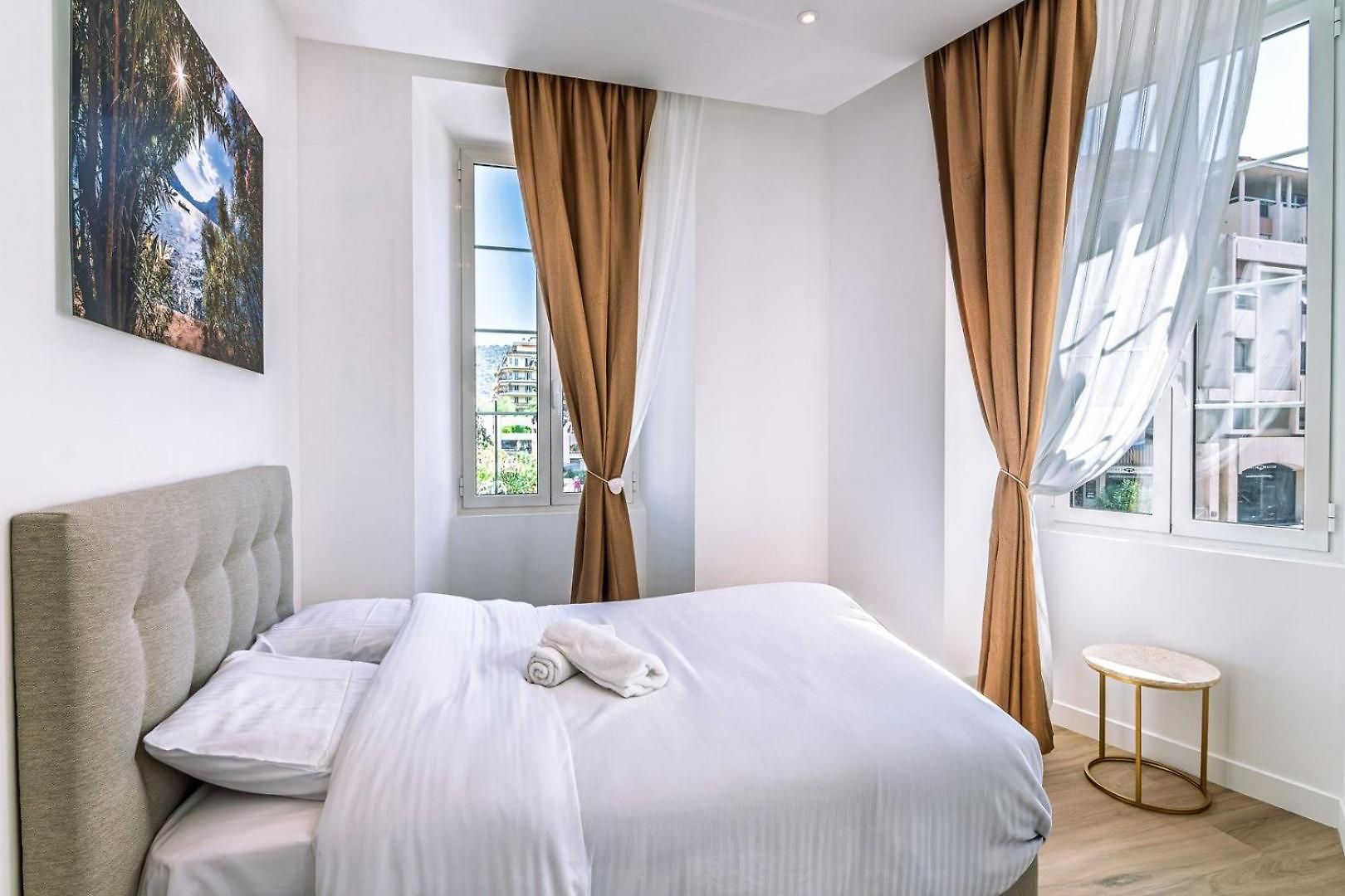 Appartement Magnifique - Jacuzzi - Port De Nice