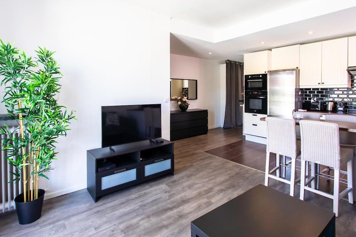 Appartement L4 Staywizus - 2bdr Des Postes Central, Massena Ac 2balconies
