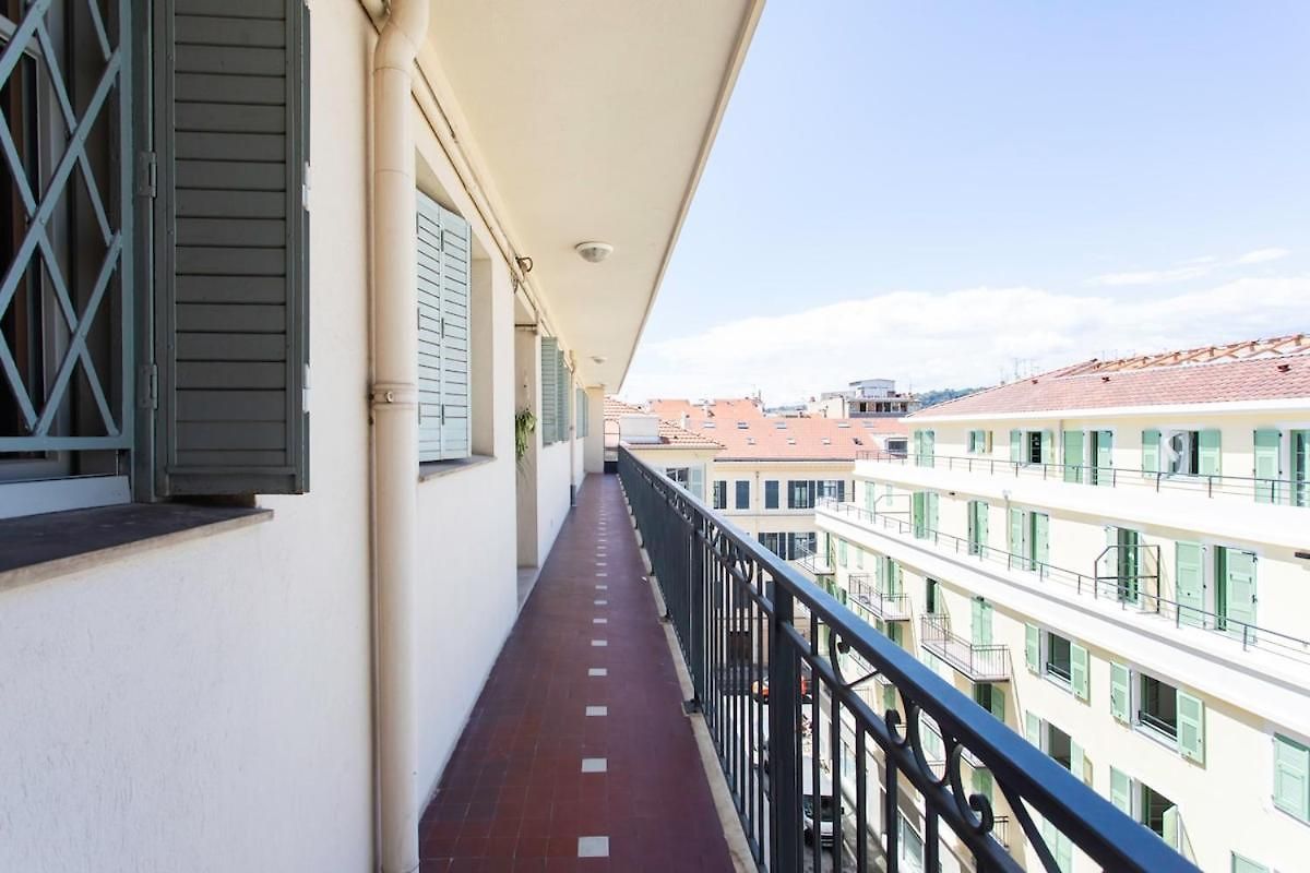 L4 Staywizus - 2bdr Des Postes Central, Massena Ac 2balconies *