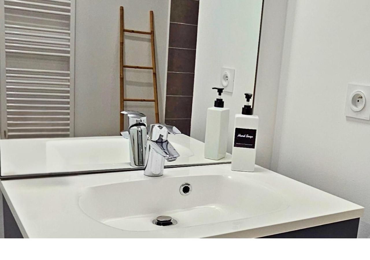 Appartement Cosy Dans Un Ecrin De Verdure -nice