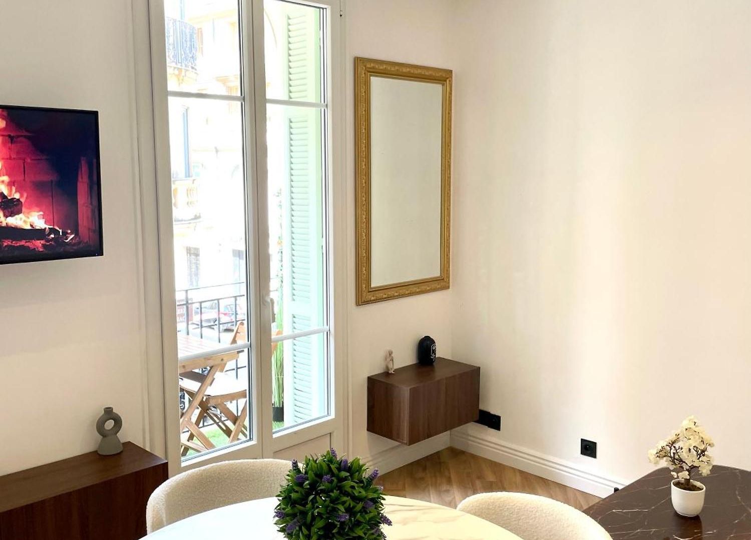 2 Pièces Avec Balcon Nice