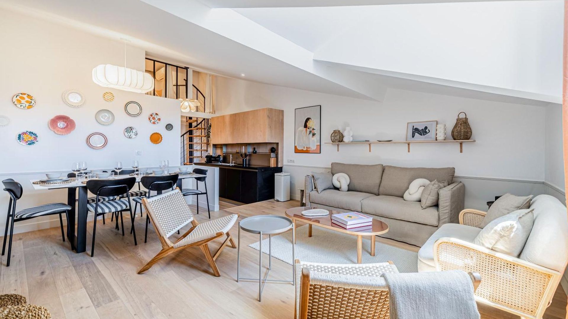 Exceptional Location, 2br Right On Place Massena, Newly Renovated