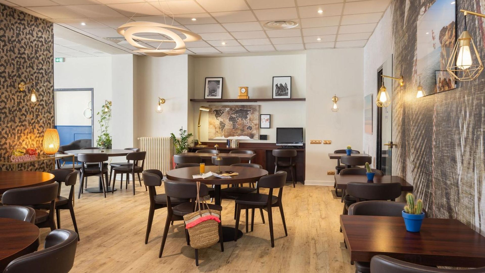 Locarno Hotel