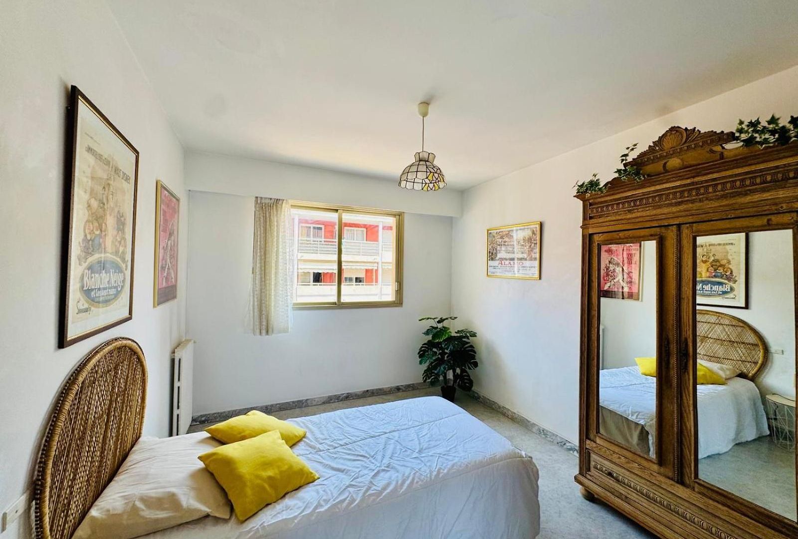 Beautiful 2 Bedroom Port - 5 Min To Beaches Apartment Nice