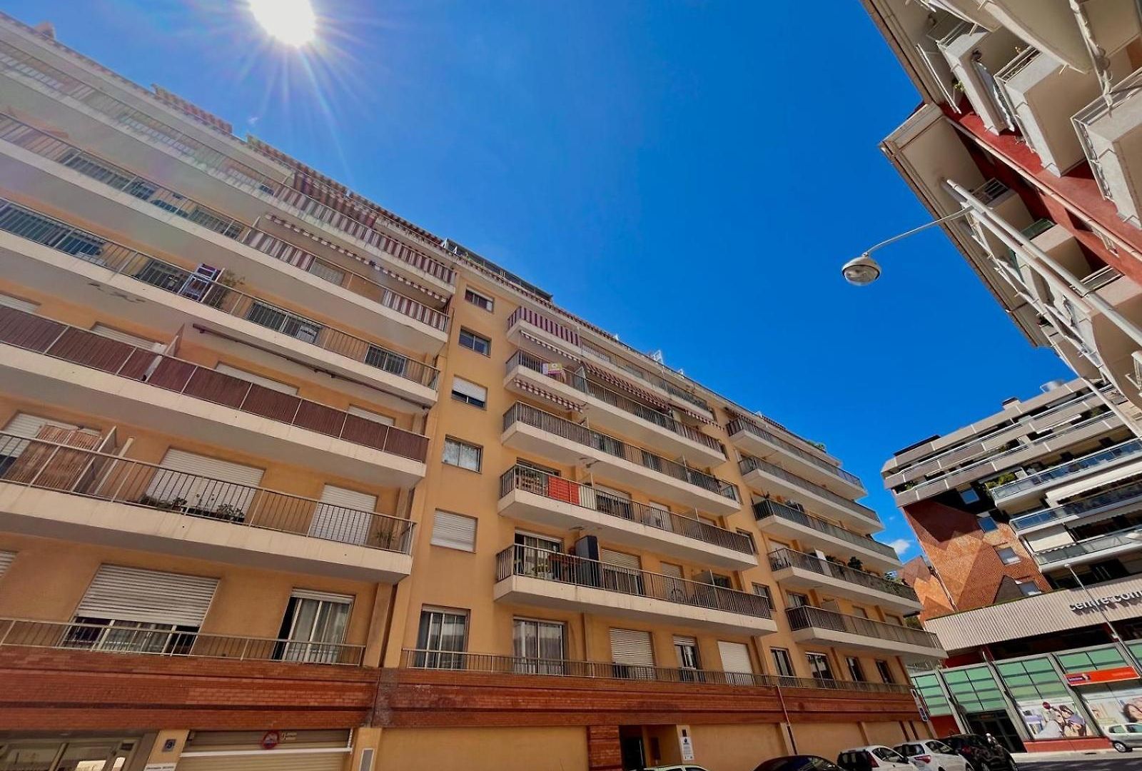 Beautiful 2 Bedroom Port - 5 Min To Beaches Nice