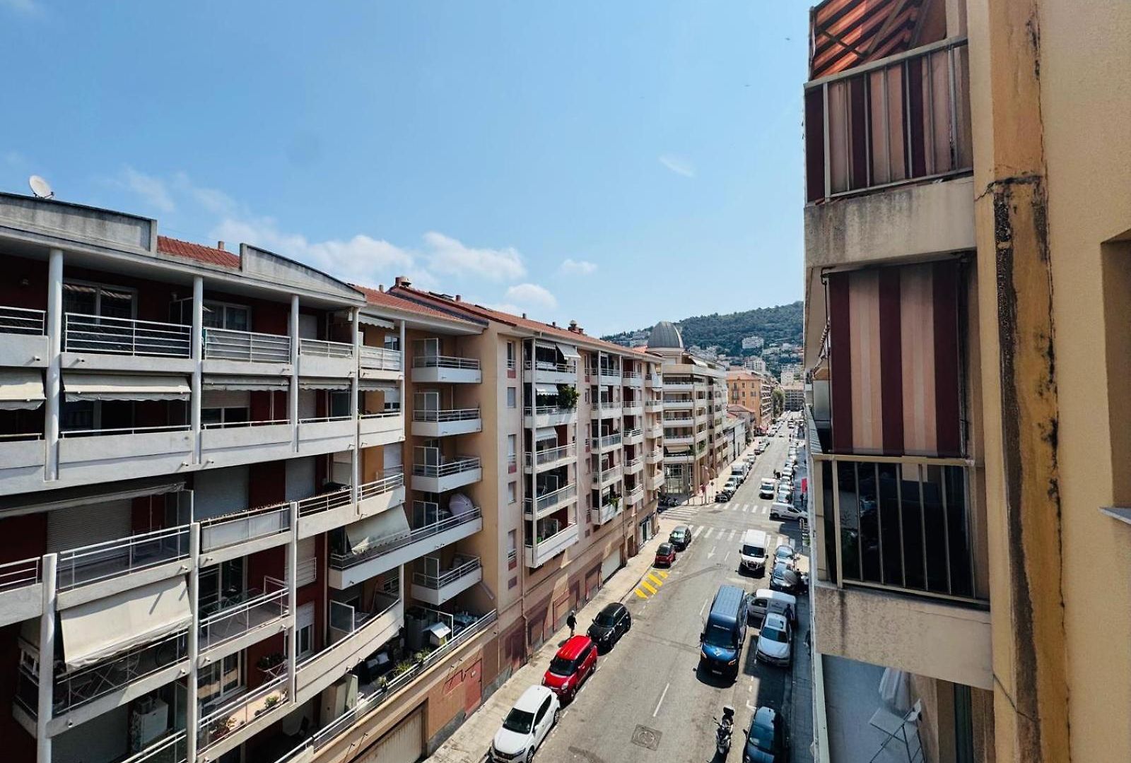 Apartment Beautiful 2 Bedroom Port - 5 Min To Beaches Nice