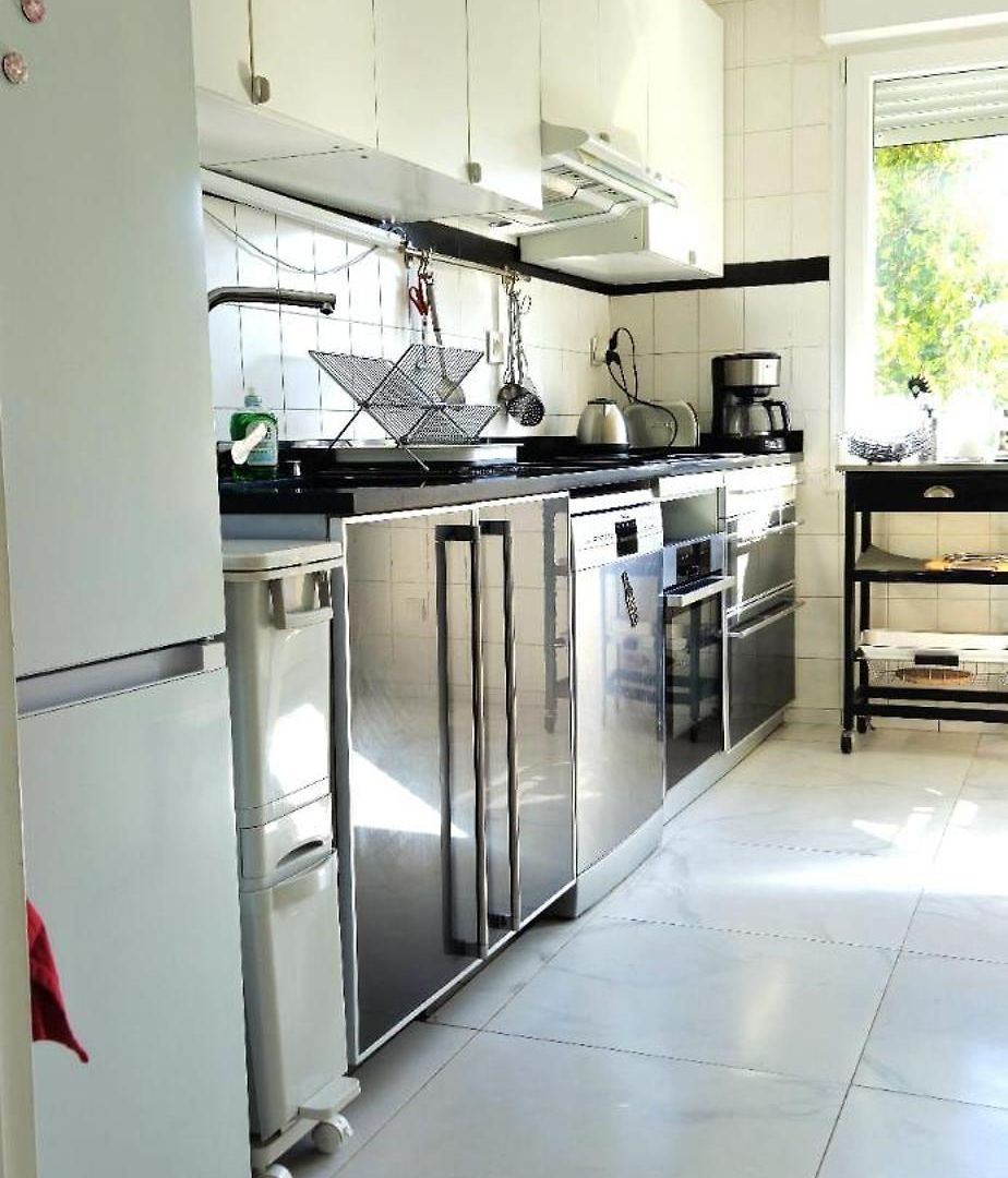 Spacieux, Lumineux Et Climatisé, Proche Tram V Appartement *