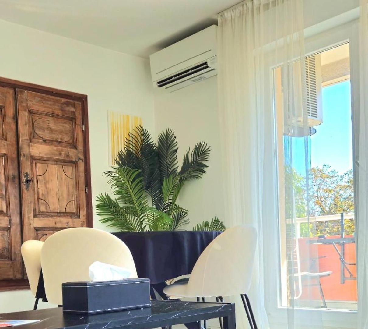 Appartement Spacieux, Lumineux Et Climatisé, Proche Tram V *