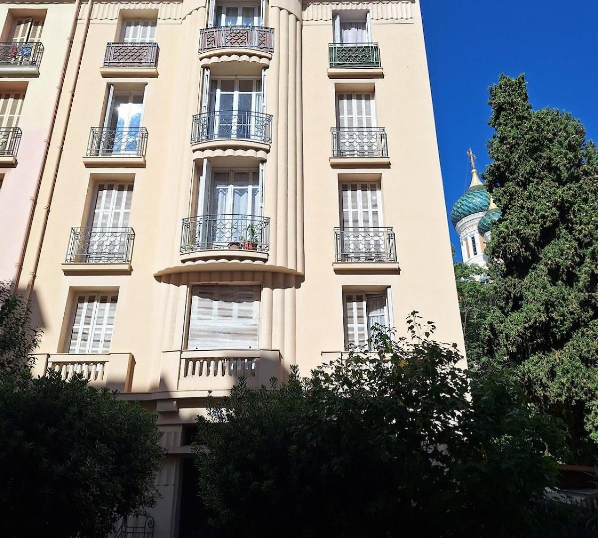 Charming Two-room Appartement *