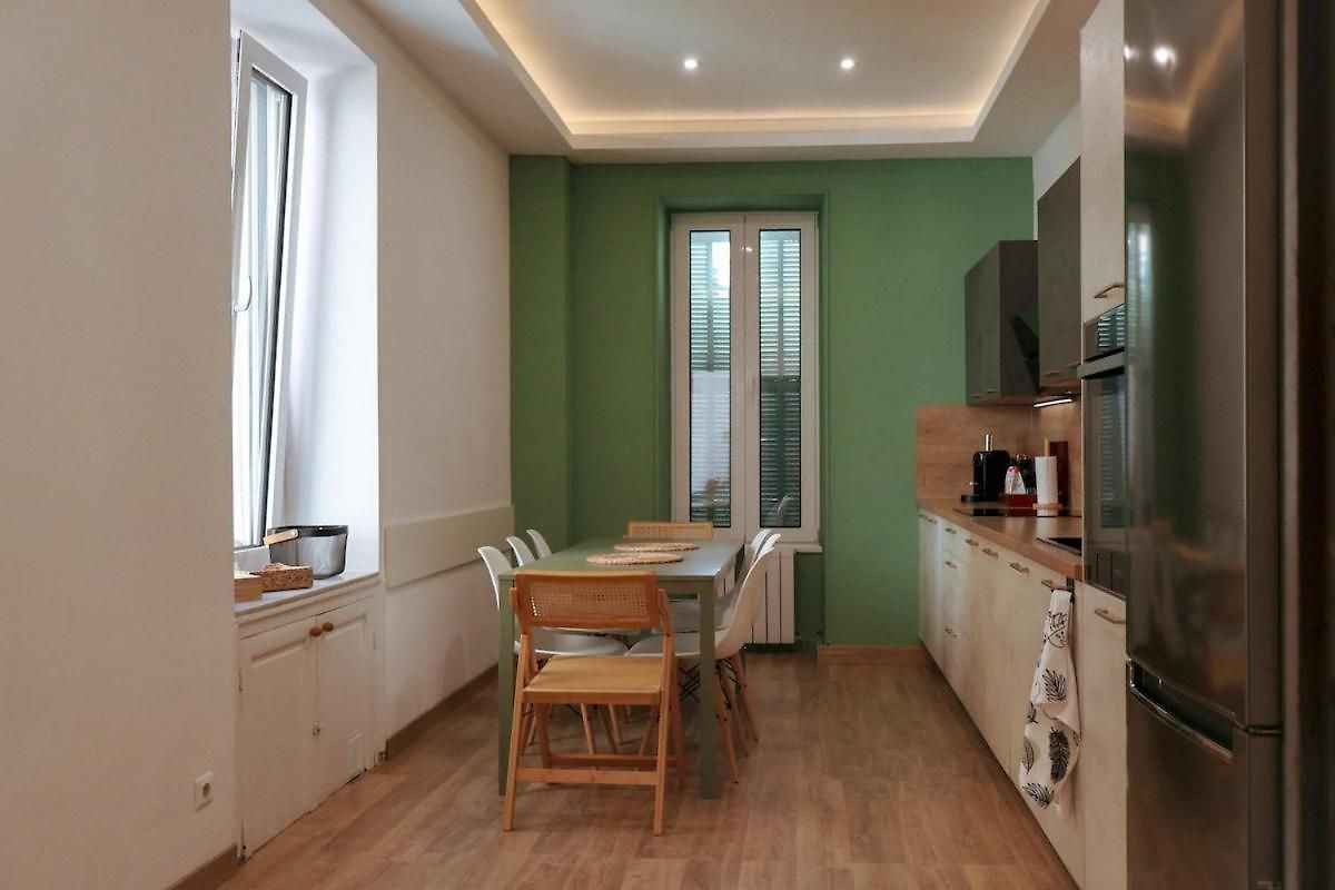 Close To Sea Center 130m2 Nice