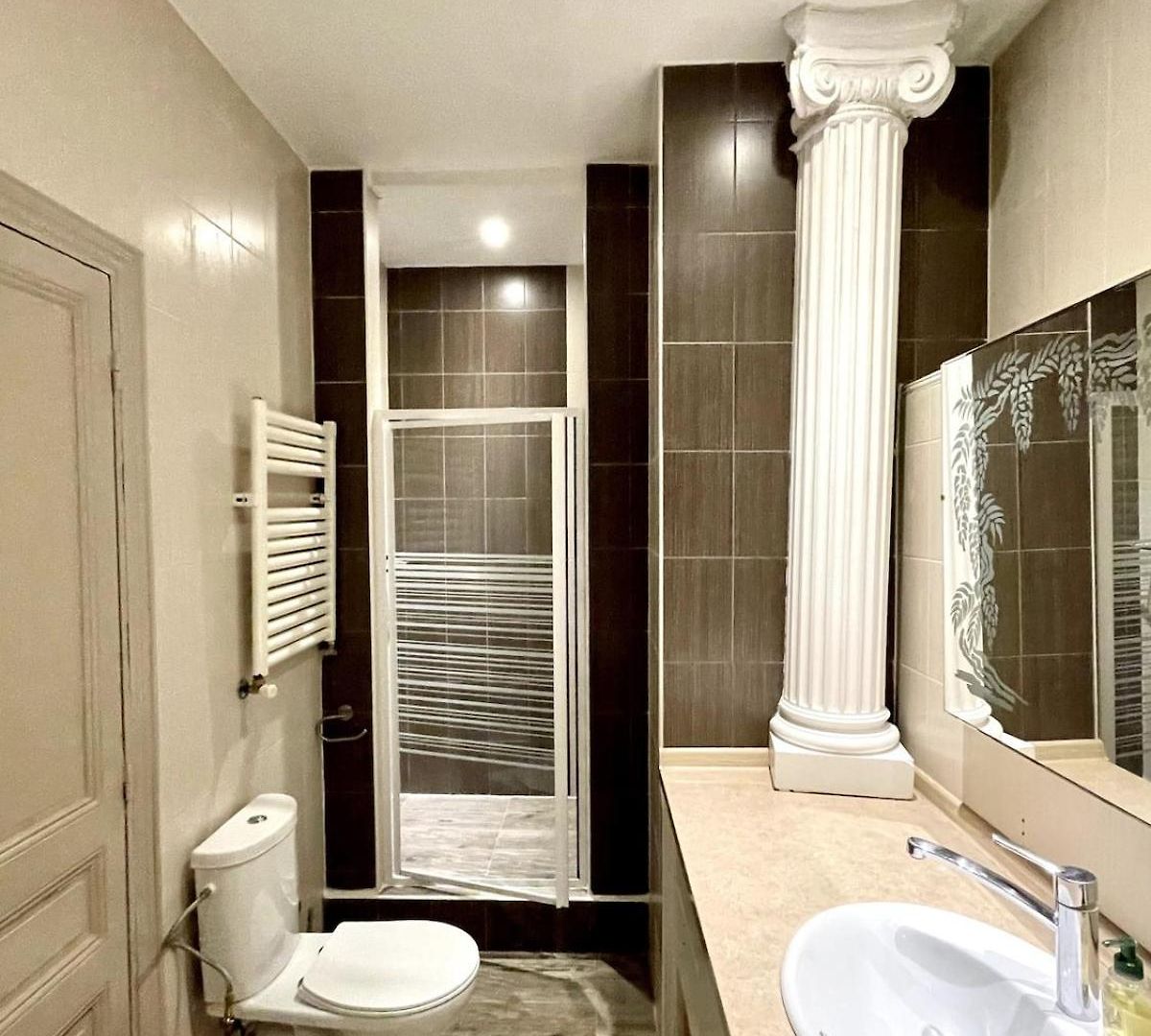 Close To Sea Center 130m2 * Nice