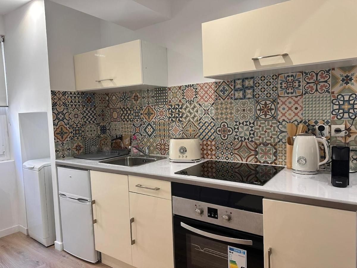 Rénové Vieux Appartement *