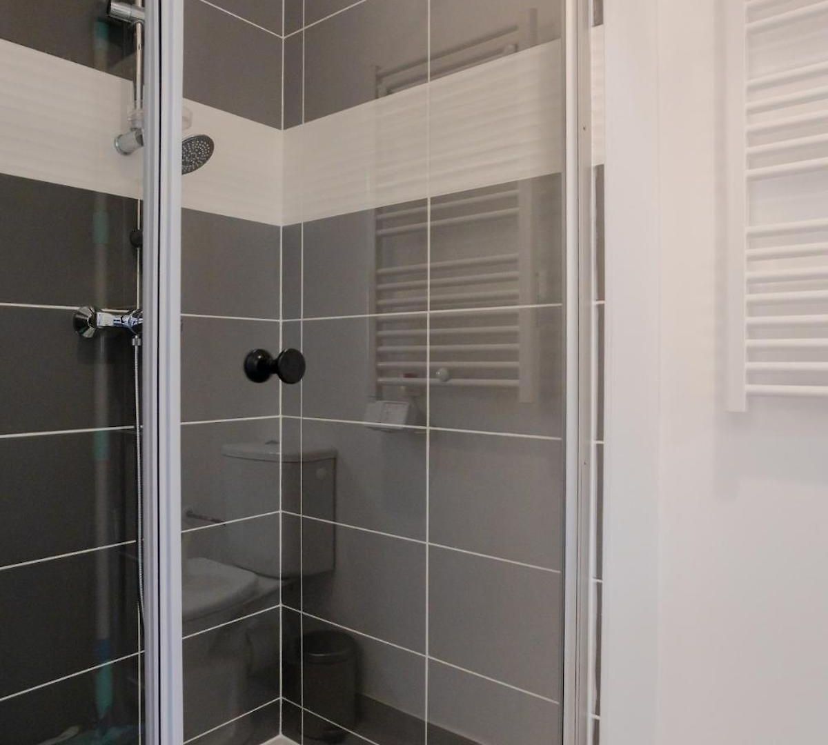 Apartment 2 Pieces Proche Port Et Transports
