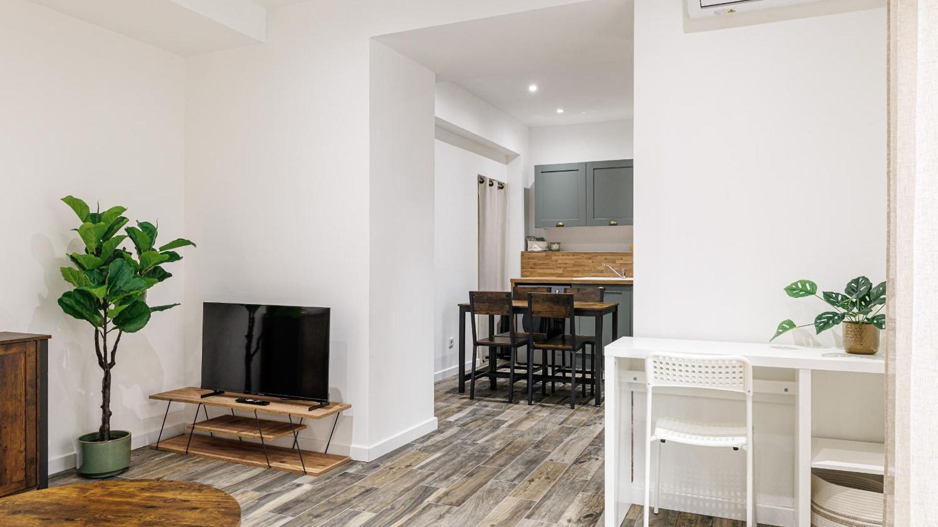 Appartement Ultra Rue Massena 1 Bdr *