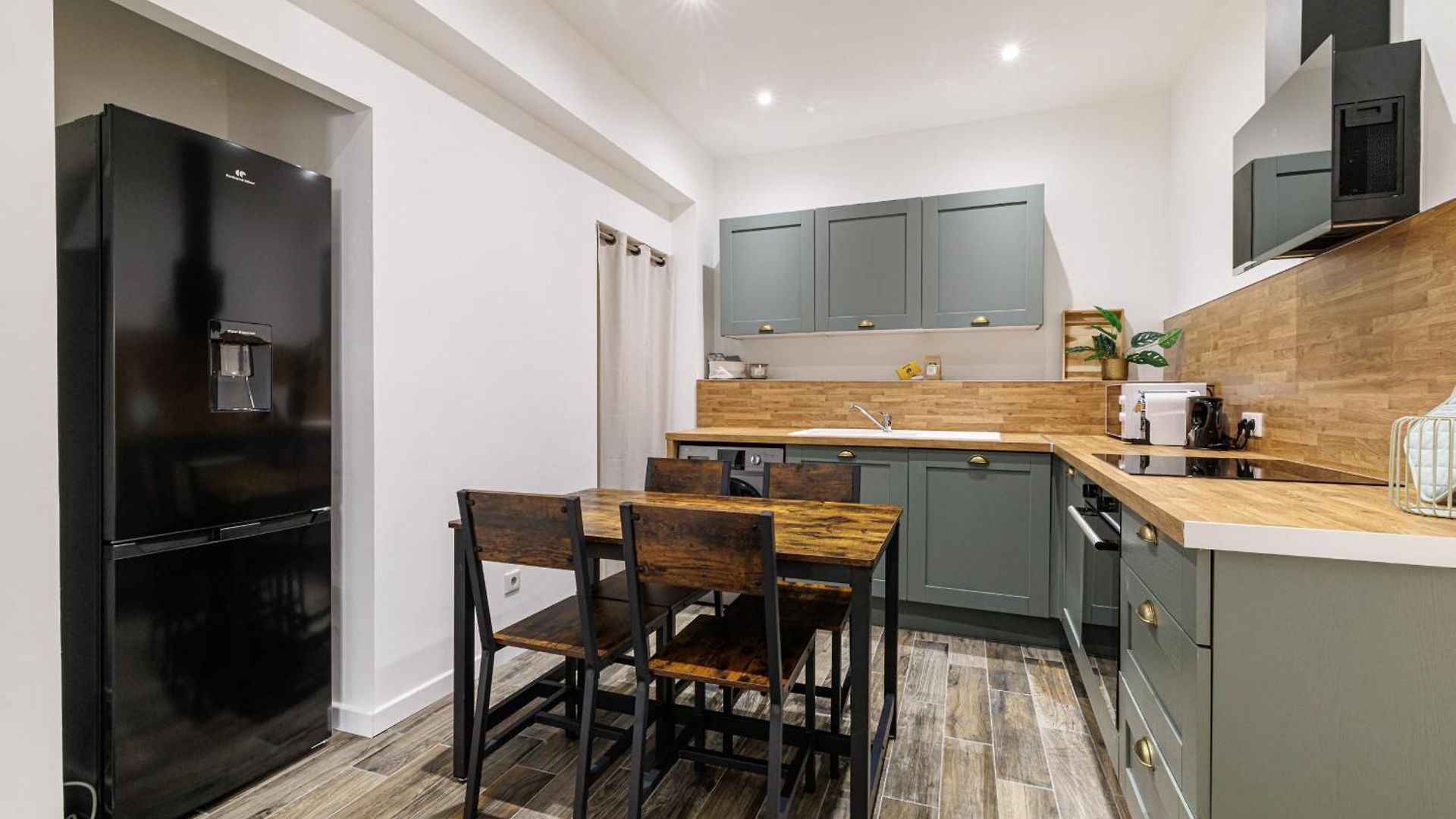 Ultra Rue Massena 1 Bdr *