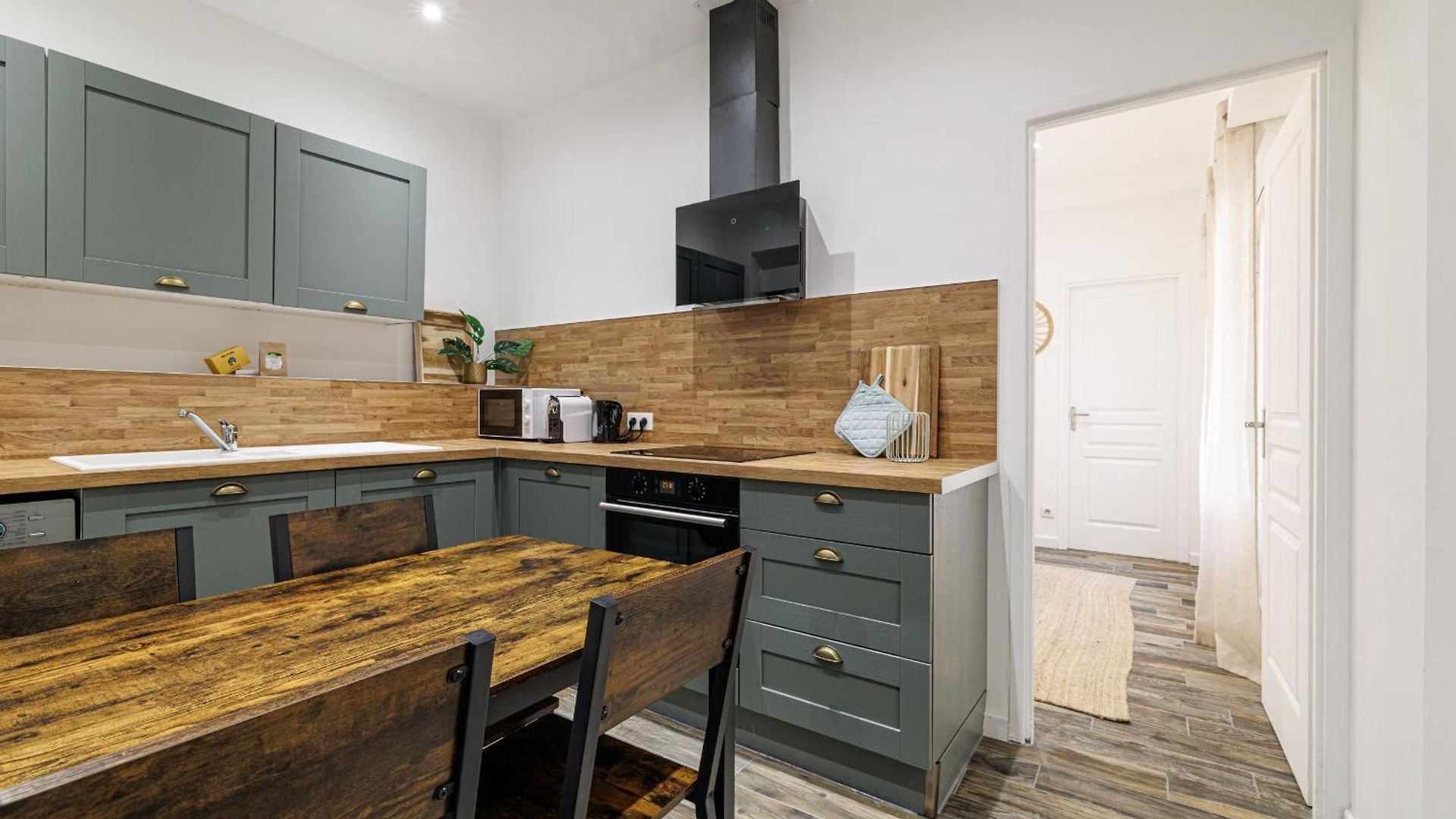 Ultra Rue Massena 1 Bdr Nice