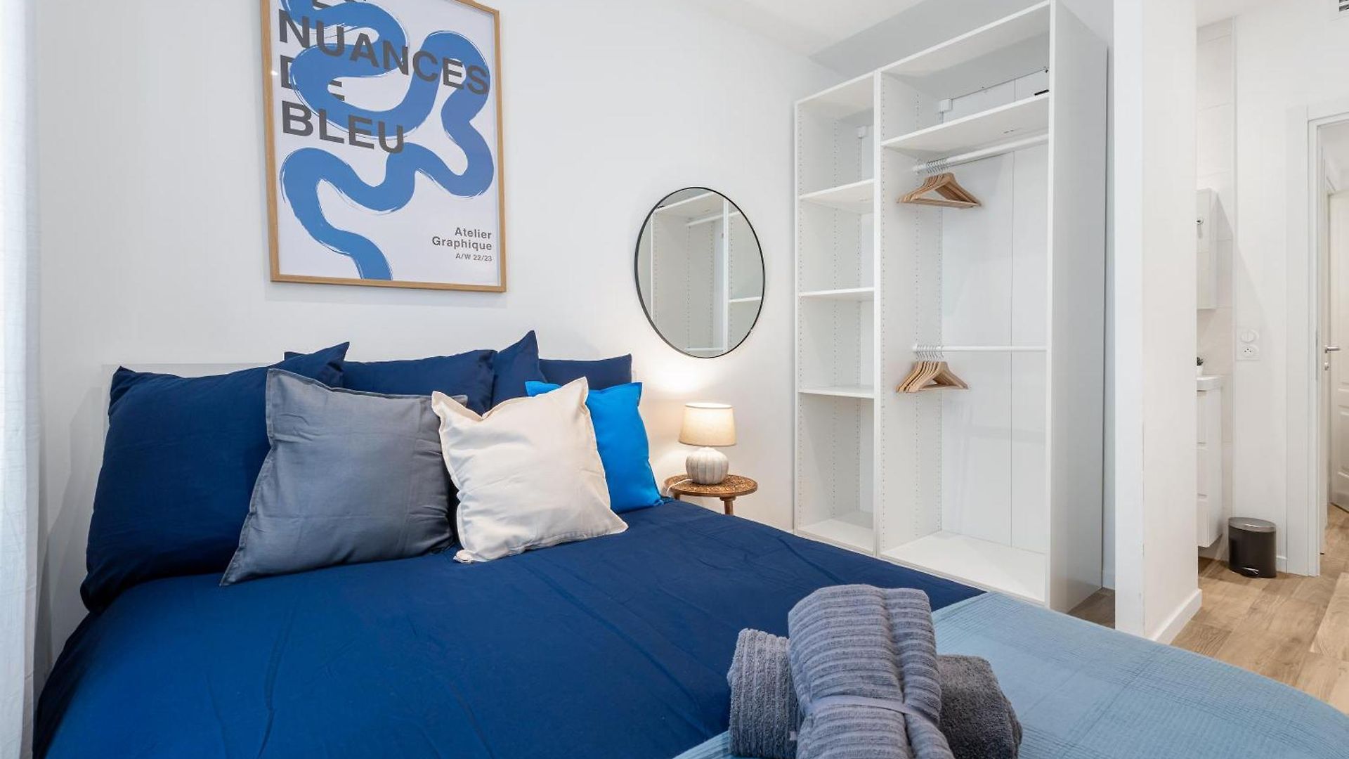 Renting - Republique - Garibaldi Chic 3 Bedrooms 3 Bathrooms Balcony Aircon