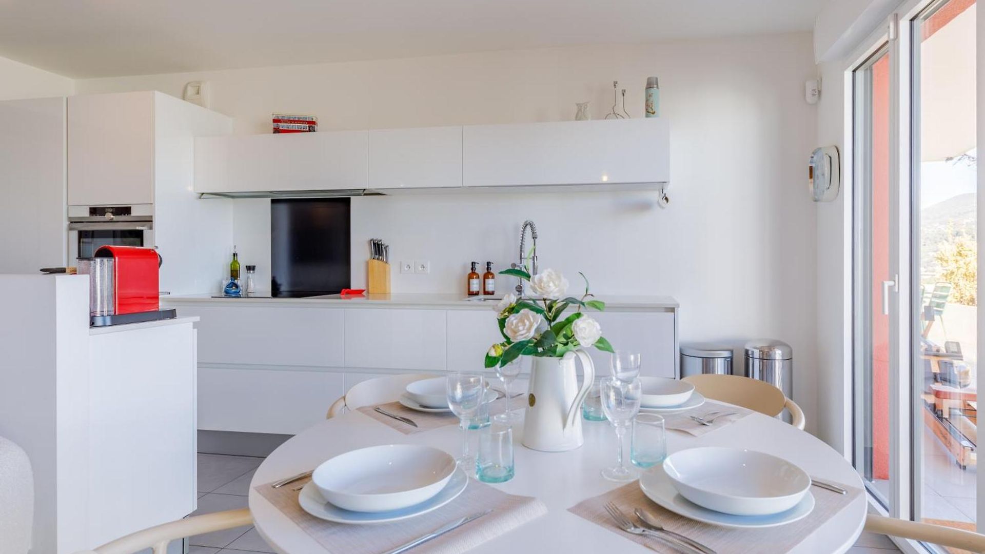 Hill A Terrasse 130m2, Vue Panoramique, Piscine, Parking Prive, Climatisation, Wifi Nice