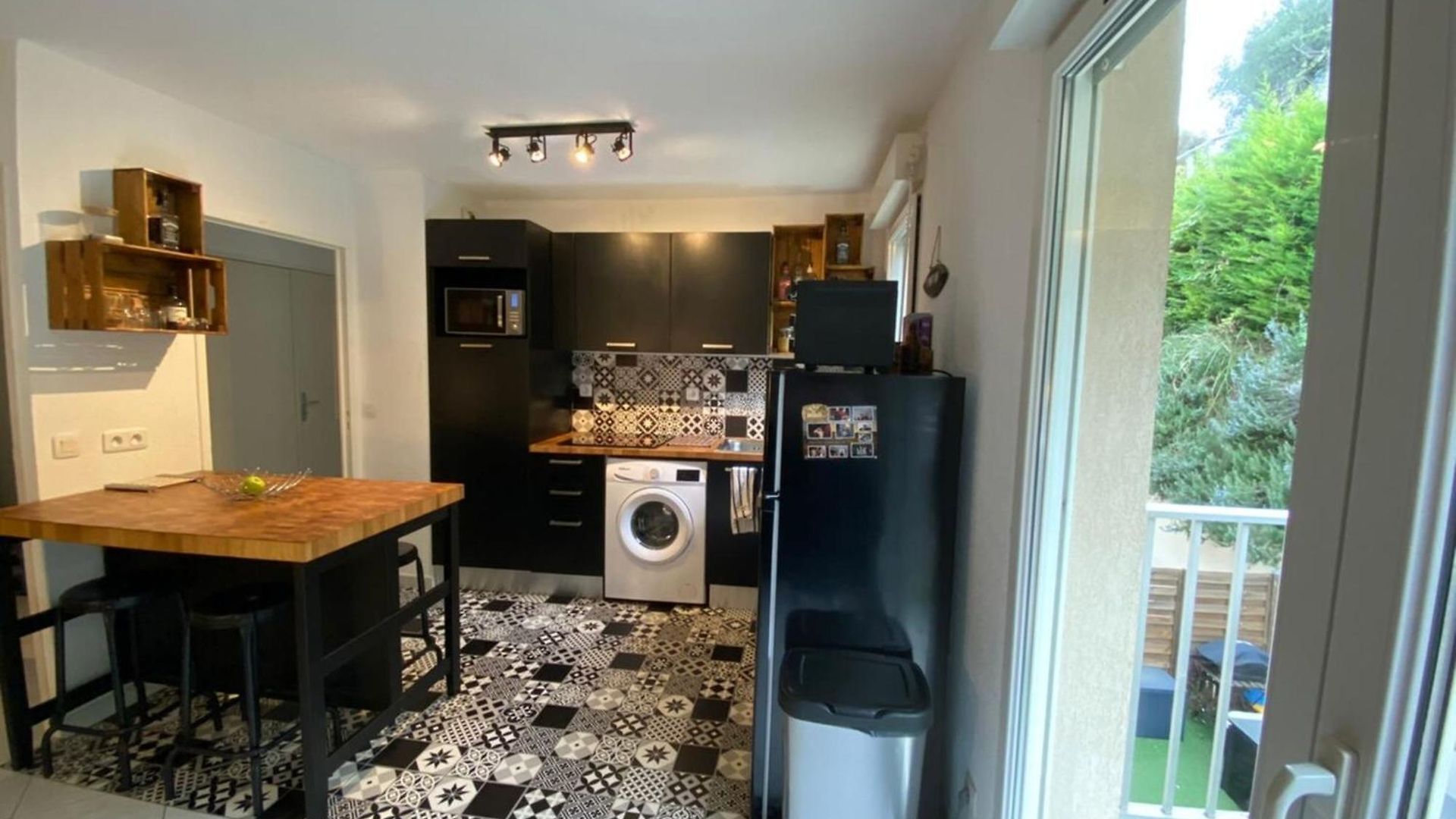 Beautiful On The Heights Of - Parking Appartement *