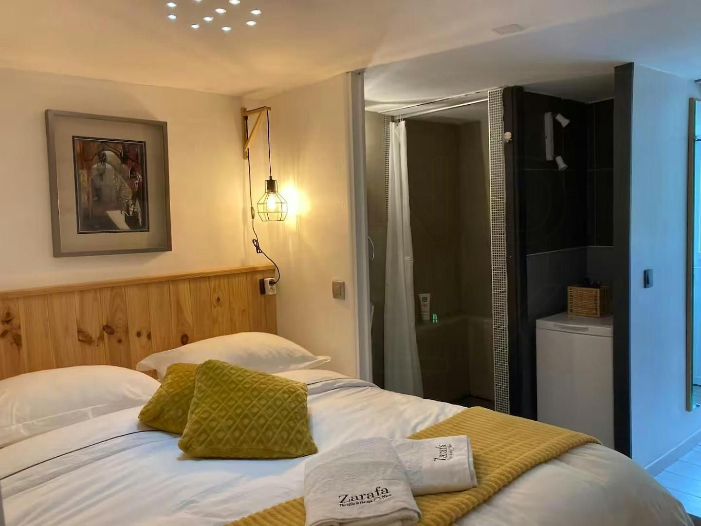 Duplex In With Private Pool In Hills Hébergement de vacances *