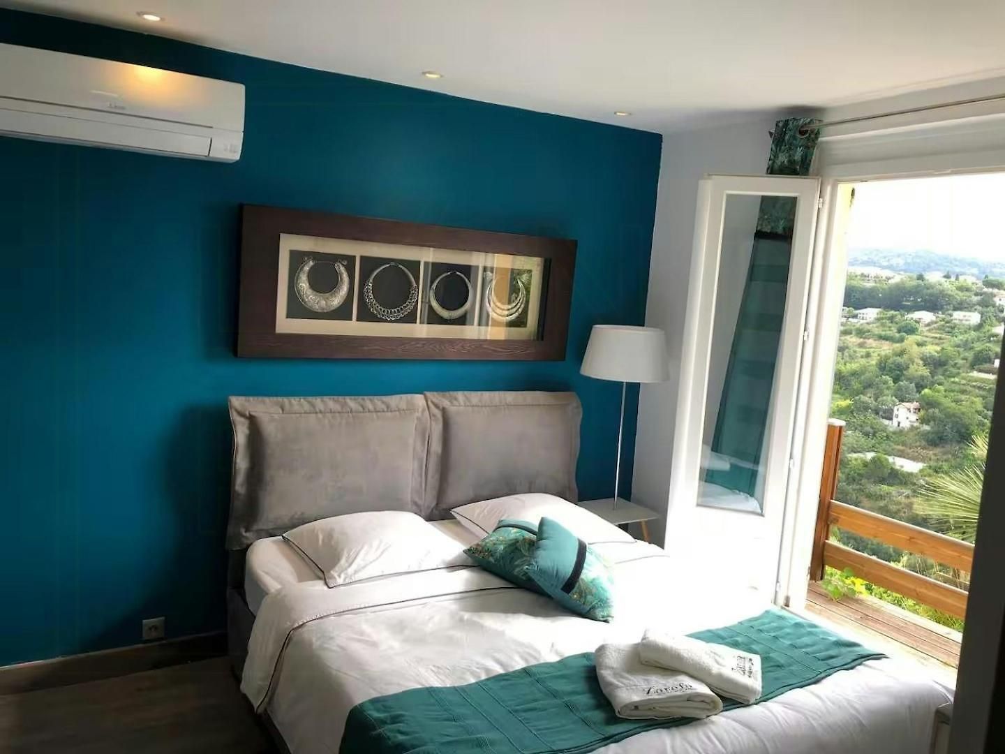 Duplex In With Private Pool In Hills Nice