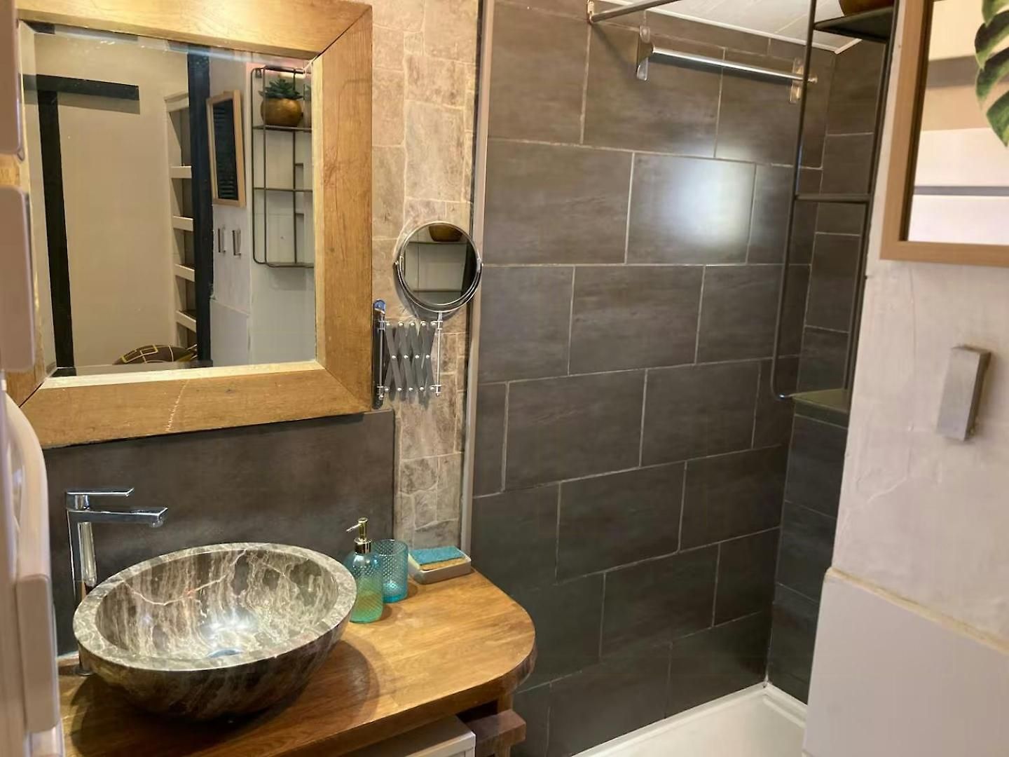 Hébergement de vacances Duplex In With Private Pool In Hills Nice