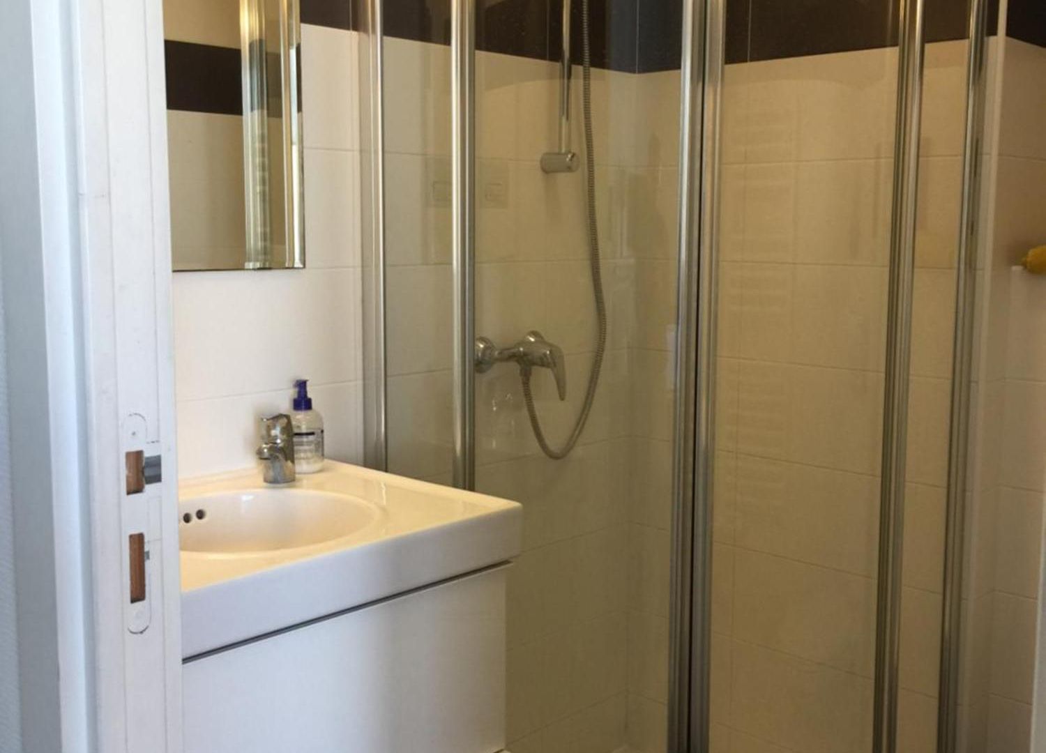 Lumineux Dernier Etage Avec Terrasse, Proche Apartment *