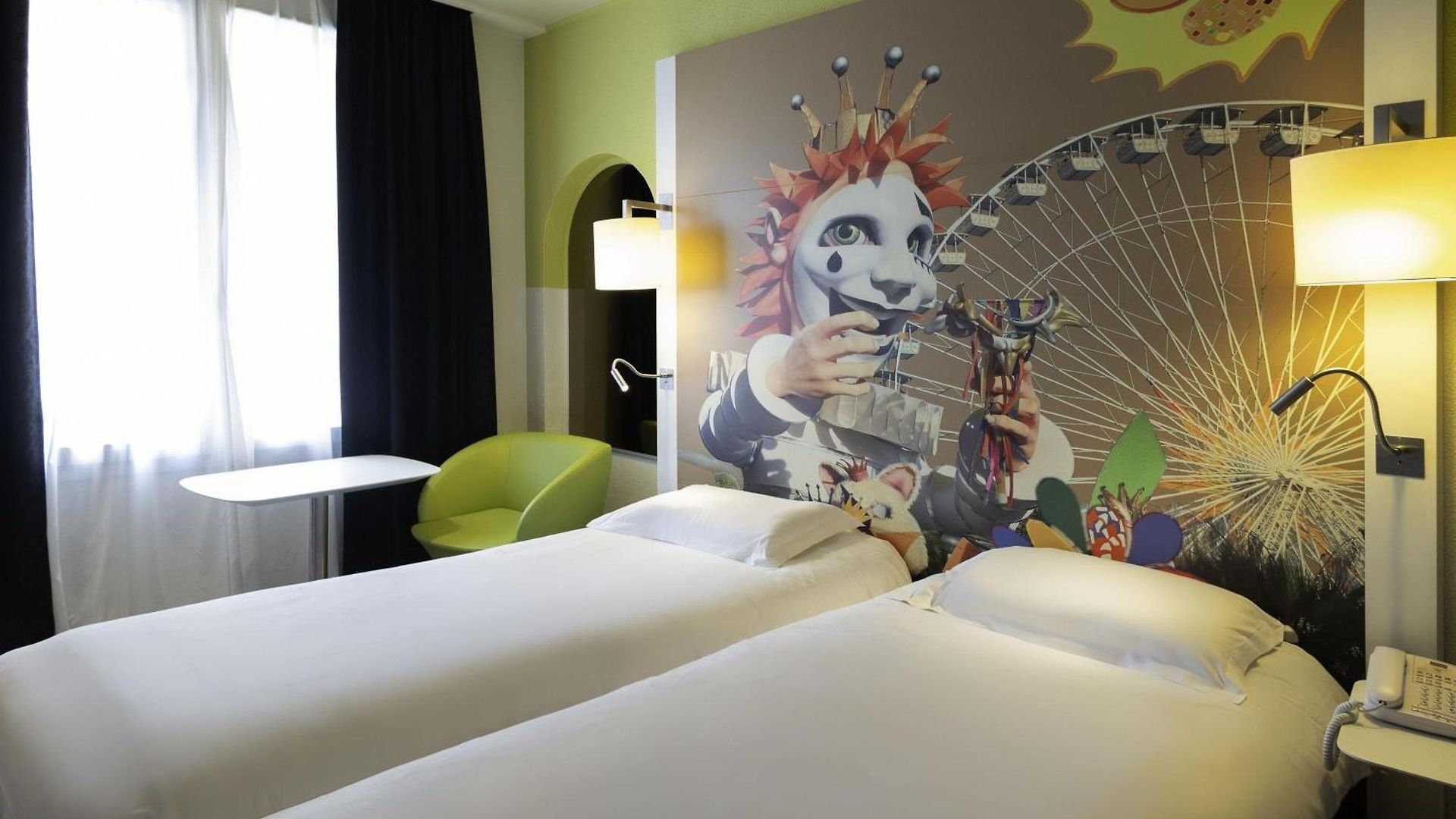 Mercure Centre Grimaldi Hotel 4*