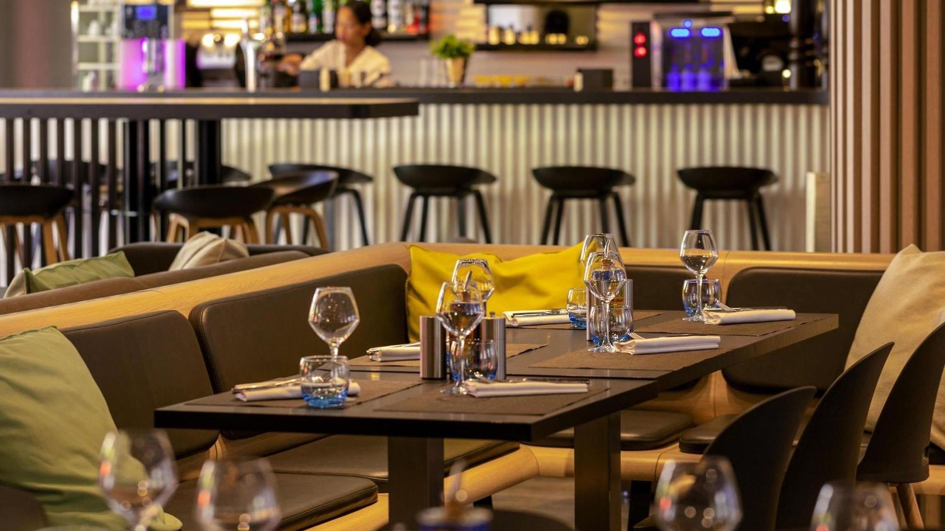 Novotel Centre Vieux Hotel 4*
