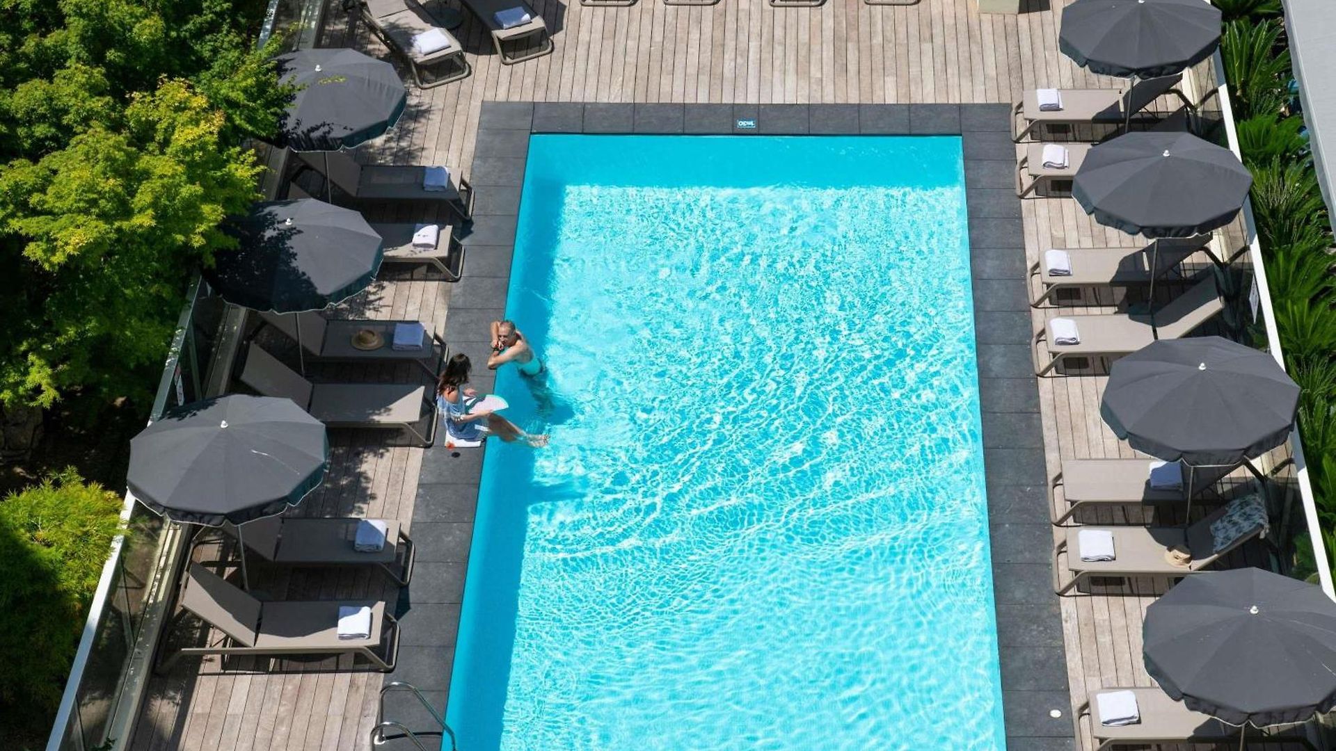 Novotel Airport Hotel 4*