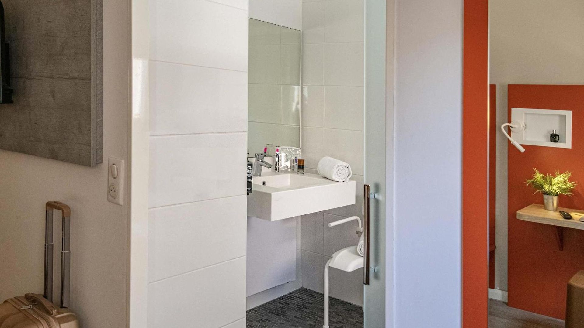 Hotel Ibis Budget Californie Lenval