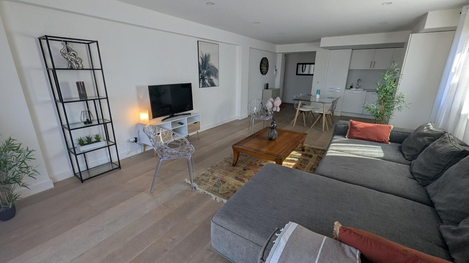 Apartment Les Volets Bleus *