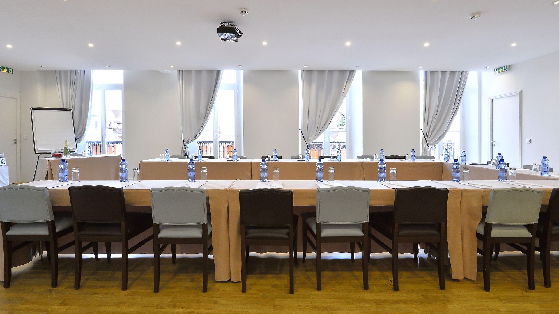 Apollinaire Hotel 4*