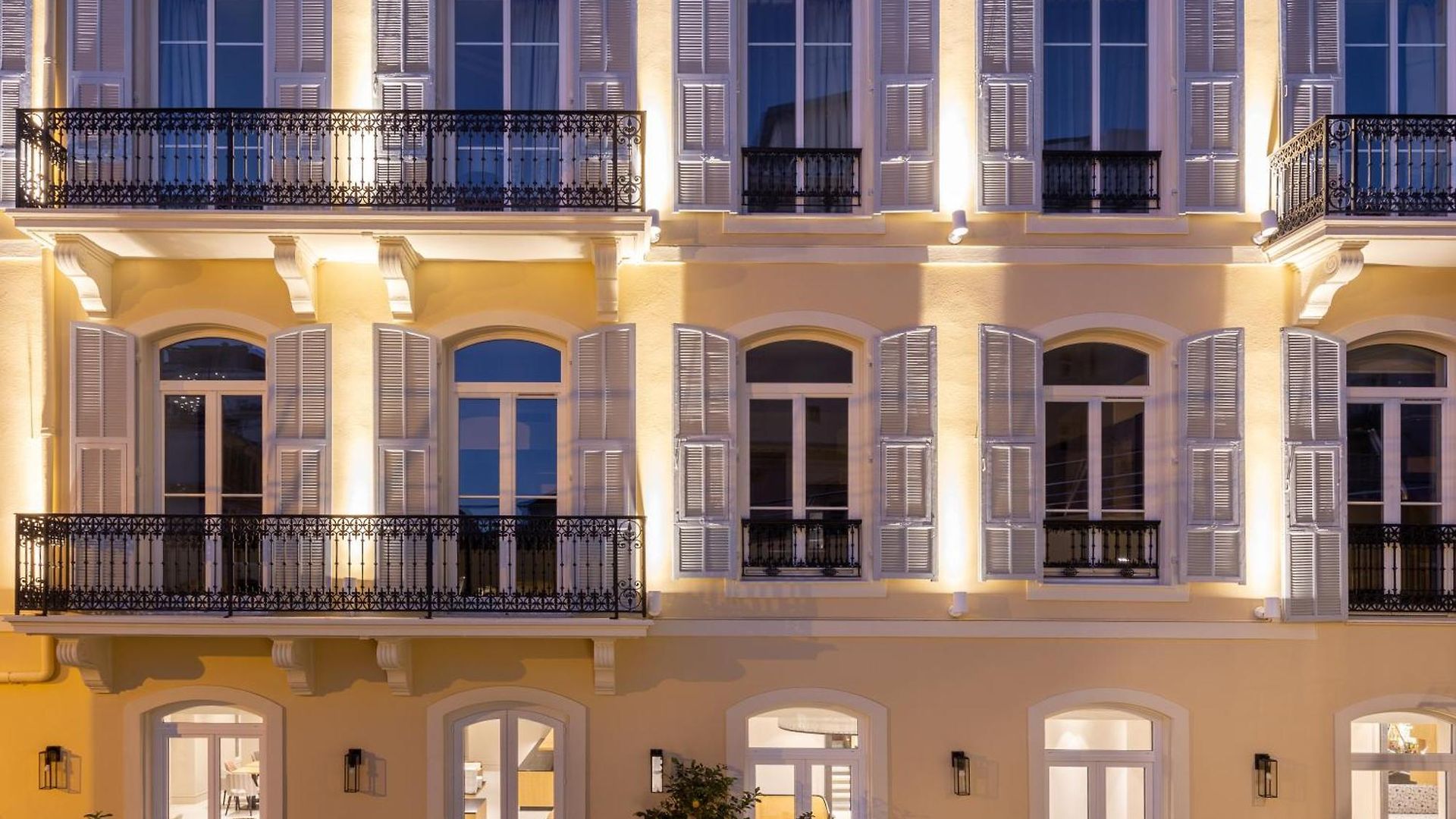 Hotel Apollinaire 4*