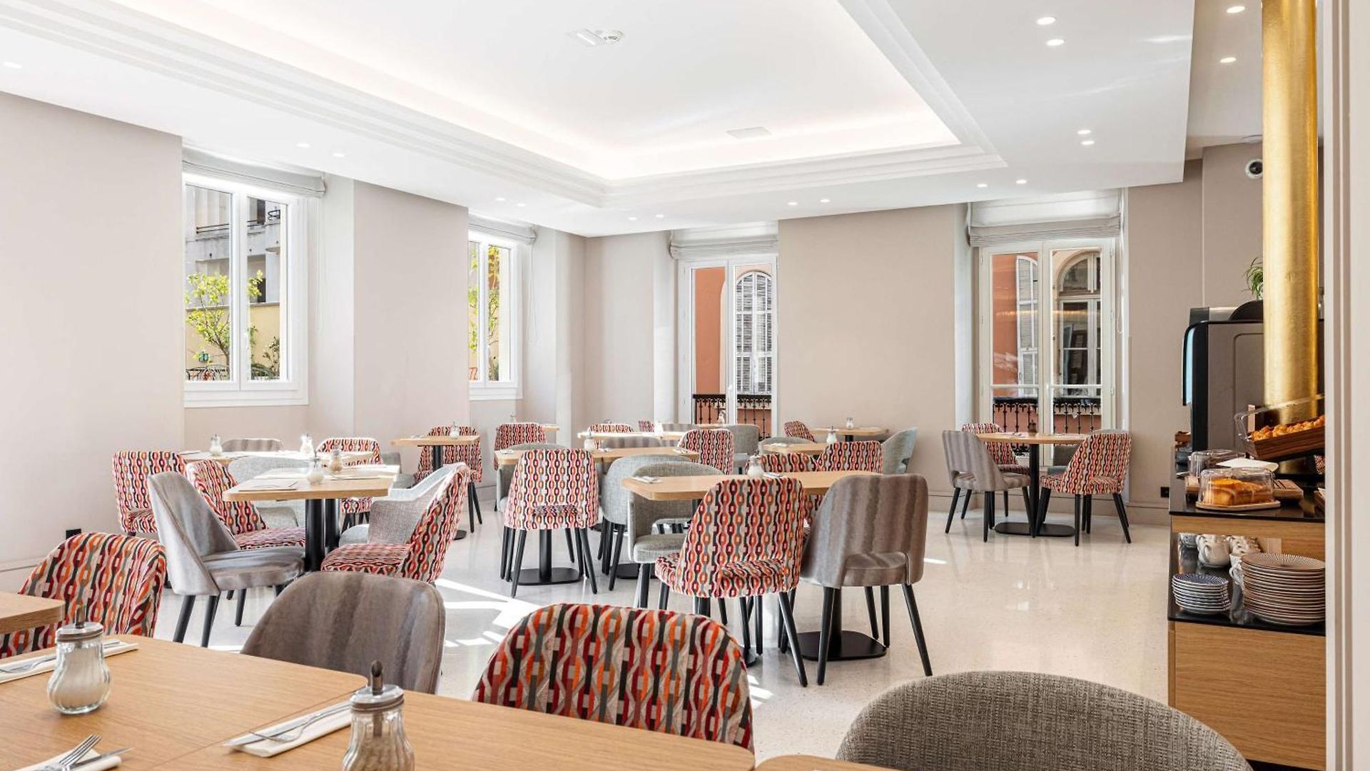 Hotel Apollinaire Nice