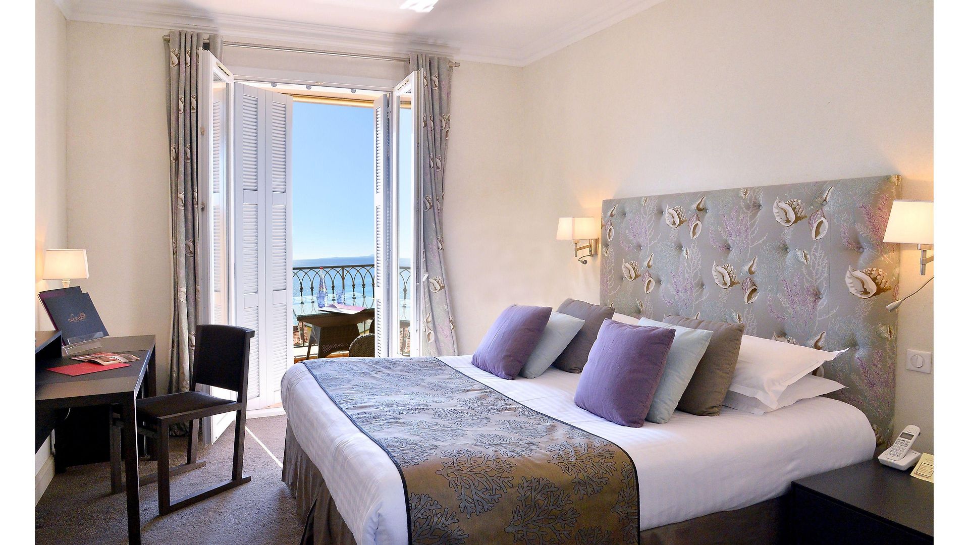 Hotel La Pérouse Baie Des Anges
