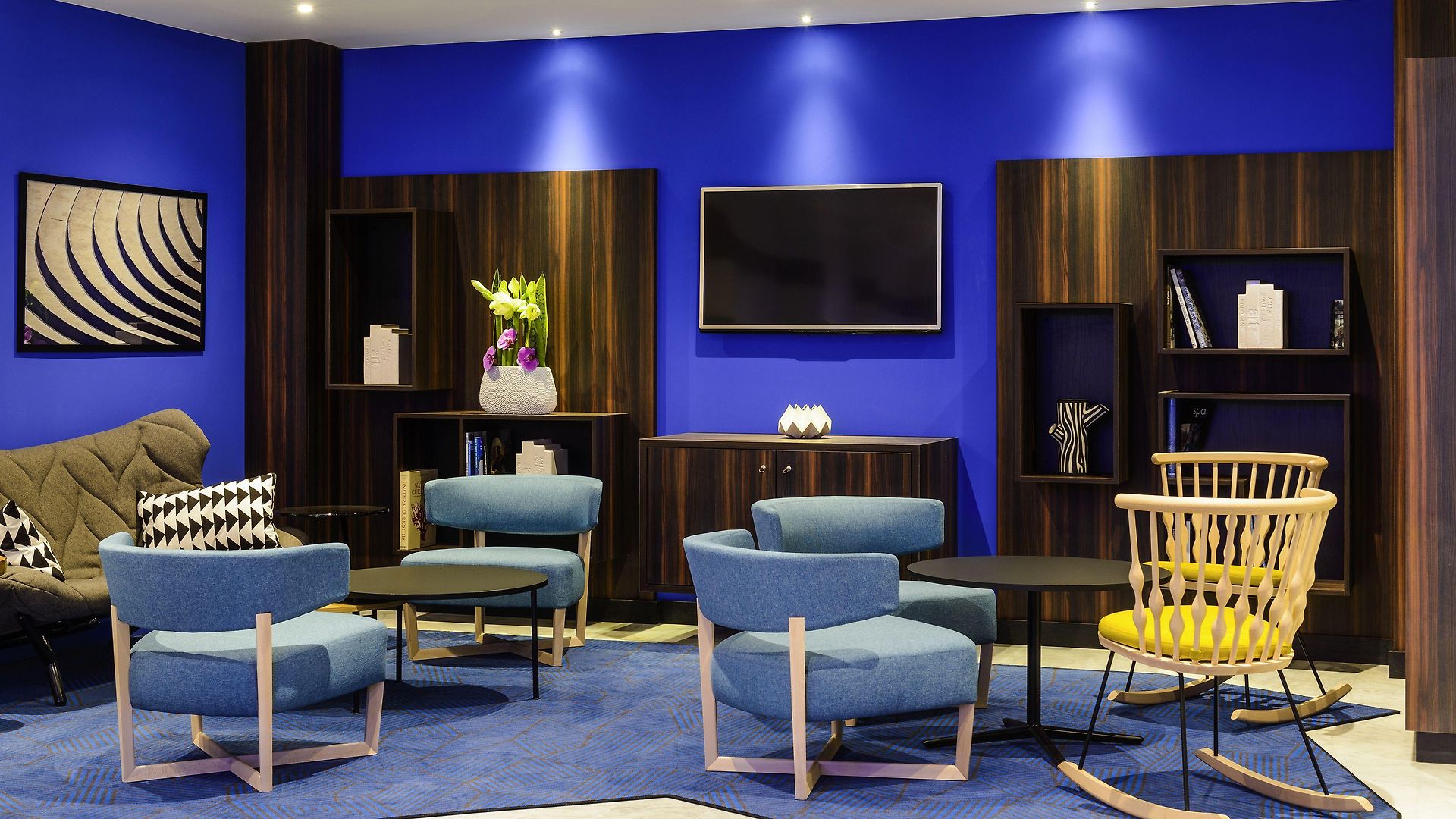 Mercure Centre Notre Dame Hotel 4*