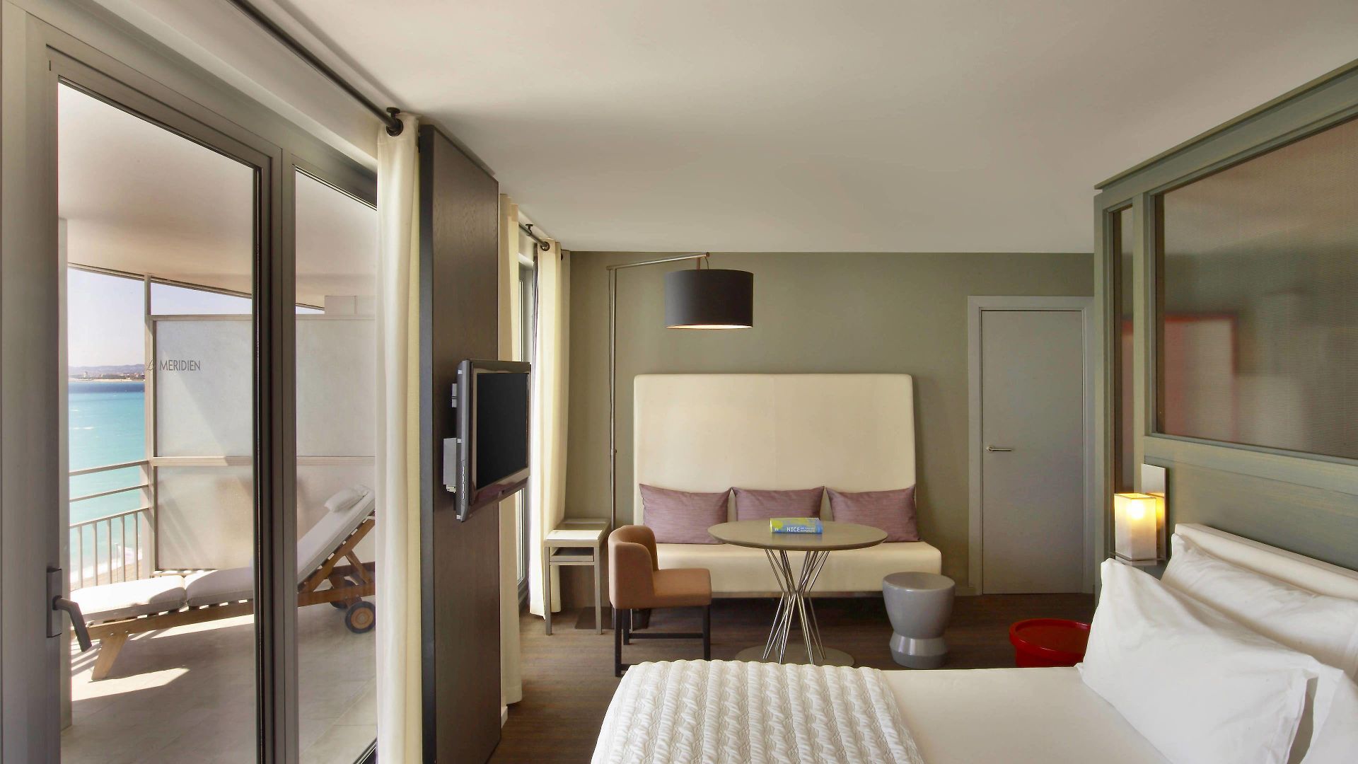 Le Meridien Hotel