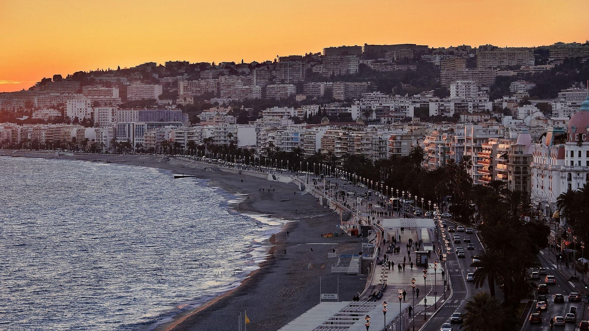 Le Meridien Hotel 4*